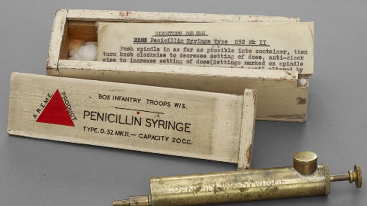 Brass penicillin syringe with wooden box